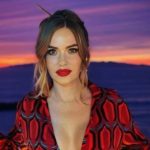 Слава Каминская показалась в объятиях возлюбленного и нарвалась на критику