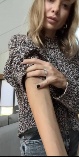 
Ирина Сопонару набила новое тату в интимной зоне и показала результат
