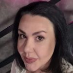 Известная украинская певица удивила, как после суда с бывшим он появился в жизни их дочери