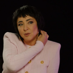 Скандальная певица Лолита неожиданно заявила, что после смерти хочет развеять свой прах в Украине