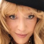 74-летняя Алла Пугачева впервые за долгое время показала на видео, как выглядит сейчас