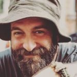 Мобилизированный Даниэль Салем со своими побратимами нежно поздравил женщин с праздником и довел до слез