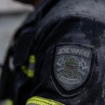 В Киеве на Шулявке горит многоэтажка, есть пострадавший