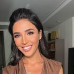 36-летняя Санта Димопулос показала, как в лицо делает уколы красоты