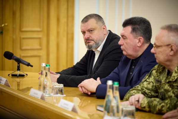 Данилов продолжит работу на дипломатическом направлении - Президент