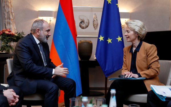  Прочь от Москвы. Как Армения берет курс на ЕС и какой может быть реакция России 