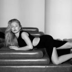 Тина Кароль на домашнюю веб-камеру записала пикантное видео: “Сплошная эротика”