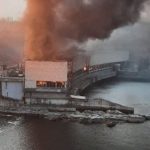 Оккупанты ударили по ДнепроГЭС, вспыхнул пожар: есть ли угроза прорыва
