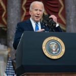 Выборы в США: в шести из семи “шатких штатов” Байден догоняет Трампа в рейтингах 