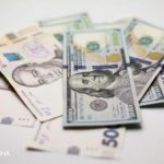 Чего ждать от курса доллара: прогноз банкира на апрель