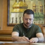 Зеленский уволил Шефира с должности первого помощника Президента