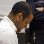 Эксфутболист Дани Алвес может выйти из тюрьмы под залог в миллион евро