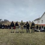 “Консерва по ухилянтам”. Более 30 человек в микроавтобусе пытались бежать в Румынию