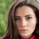 Звезда “Спіймати Кайдаша” Хижняк травмировала глаз прямо на сцене во время спектакля