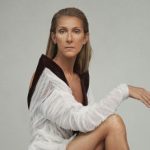 56-летняя тяжелобольная Селин Дион в рубашке на голое тело украсила обложку известного глянца