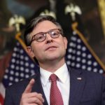 Персона №3 в США. Кто такой Майк Джонсон и как его карьера зависит от помощи Украине