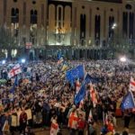 Митингующие в Тбилиси требуют встречи с премьером