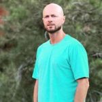 Влад Яма удивил неожиданным фото в Крыму и разозлил украинцев