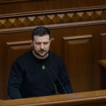 Зеленский подписал закон о мобилизации: когда вступит в силу