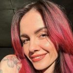 MamaRika топлес похвасталась грудью после пластической операции