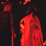 Артем Пивоваров покорил эмоциональным дуэтом из Klavdia Petrivna и засветил лицо загадочной певицы