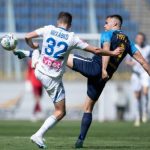 “Динамо” в меньшинстве одержало победу над “Днепром-1”