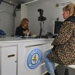 Украинцы за границей больше не смогут оформить паспорт, когда захотят: что произошло