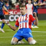 Артем Довбик стал первым за 18 лет украинским футболистом, забившим более 15 голов в топ-5 лигах Европы