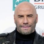 Джон Траволта растрогал фото с покойным сыном и обратился к нему по случаю праздника