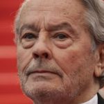 88-летнему Алену Делону через суд запретили распоряжаться имуществом и поместили под усиленную опеку