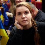 Безуглая передумала выходить из парламентской фракции партии «Слуга народа»