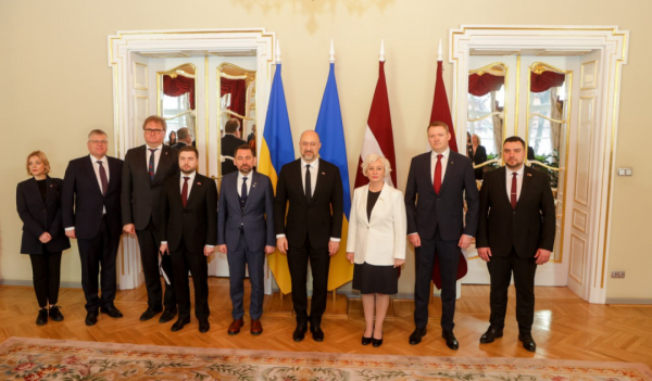 Шмигаль встретился с депутатами и председателем парламента Латвии