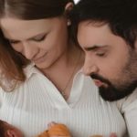 Виталий Козловский крестил двухмесячного сына и впервые показал его лицо