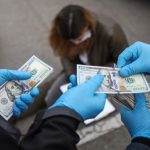 Медвежья услуга. Как “челночники” и “решали” зарабатывают на ухилянтах в Украине