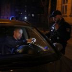 Могут ли на самом деле вручать повестки на блокпостах: объяснение юриста