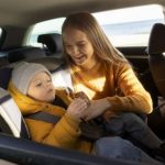 Автокресло – не прихоть. Какой штраф грозит водителю за нарушение правил перевозки детей