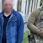 Чиновник Укрзалізниці вимагав 10 млн гривень хабара за оренду земельної ділянки на Київщині