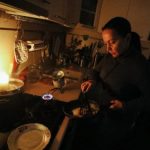 Завтра світло вимикатимуть протягом доби