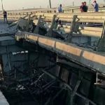 Оккупанты перекрыли Крымский мост, соцсети сообщают о взрывах в Крыму