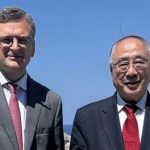 Кулеба обсудил с представителем Китая восстановление мира в Украине