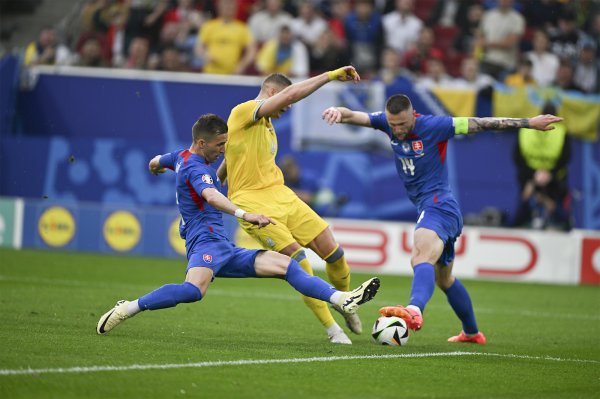  Украина на характере победила сборную Словакии и сохранила офф Евро-2024