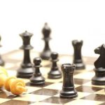 Россию временно лишили членства в Международной федерации шахмат.