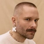 Продюсер “Голосу країни” Завадюк показался с возлюбленным и признался, как изменилась жизнь после каминг-аута