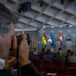 Под коммюнике Саммита мира исчезли подписи двух стран