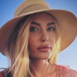 8-летнюю дочь Славы Каминской за границей госпитализировали в больницу