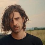 Владимир Дантес пожаловался на эмоциональное состояние и признался, что его спасает: “Отстраненный и замкнутый”