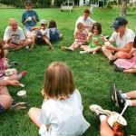 Обучение по графику или тотальный отдых: психолог о том, каким должен быть досуг детей летом