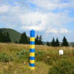 На украинского пограничника напали с мачете: правоохранитель застрелил злоумышленника