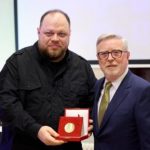 Верховная Рада получила золотую медаль от Фонда Жана Моне