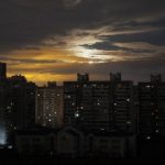 Завтра графіки відключень застосовуватимуть впродовж всієї доби (доповнено)